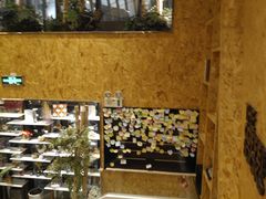 -新华里咖啡书吧(新华书店小寨店)