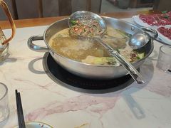 -乡土黄·鲜牛肉火锅·小龙虾(兴业街店)