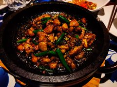 酱爆石锅蛙-绿茶餐厅(王府井永宁门店)