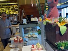 -大中华希尔顿酒店-念自助餐·嗨啤·小龙虾