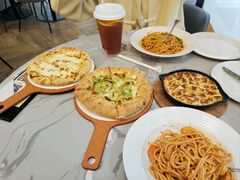 -必胜客(WOW梦之城店)