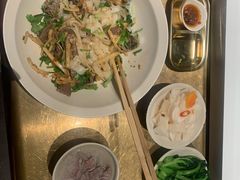 牛肉生料粉-漆黑觉米粉(三里屯店)