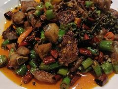 香辣排骨乳鸽-琬苑鸽庄·川粤融合菜(解放碑总店)