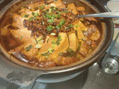 -挂旗柴锅鸡(蚌山区嘉年华店)