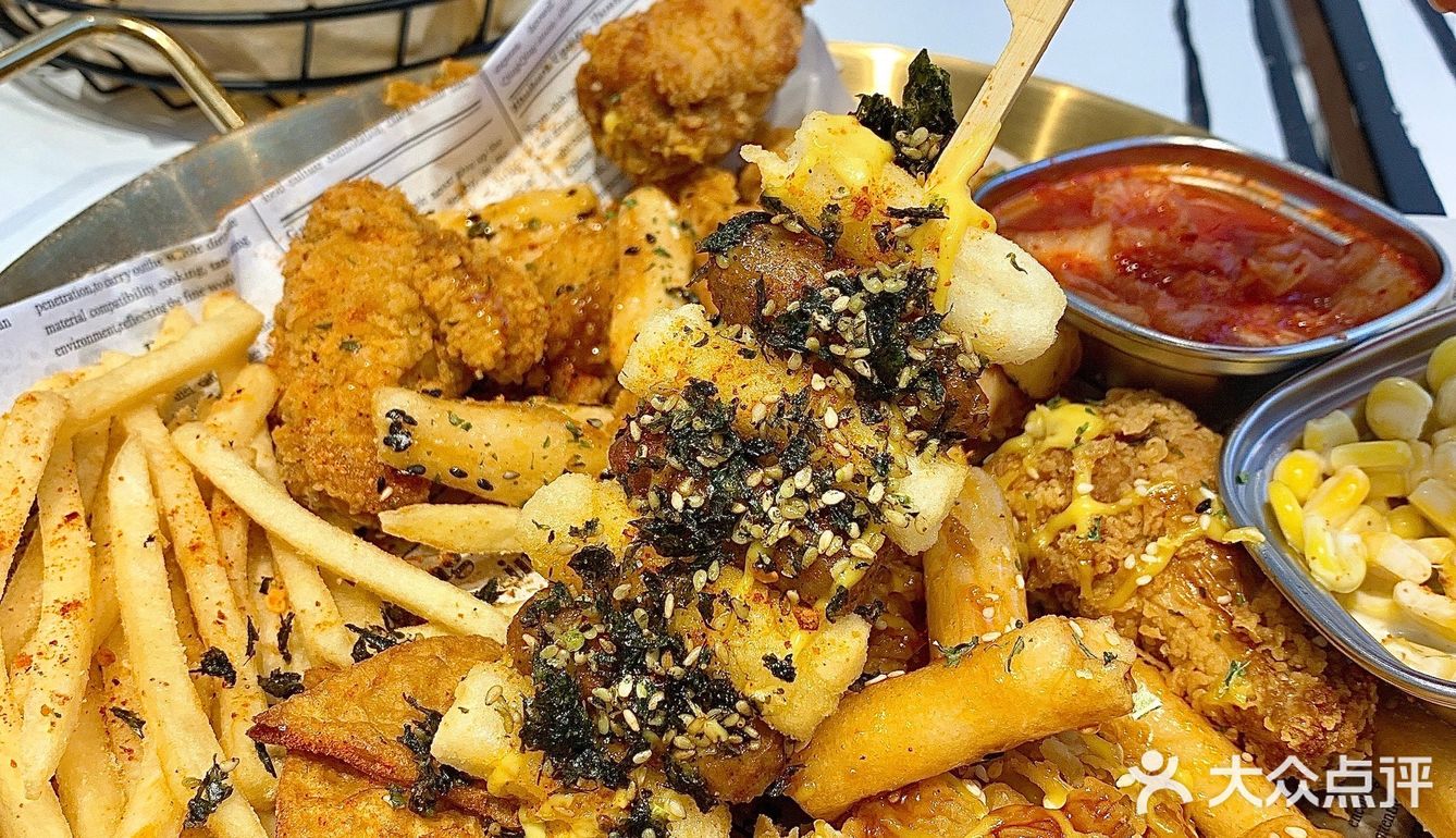 人均20‼️长沙大学城超🉑️二次元炸鸡店！绝惹