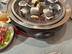 -围炉肉舍丹东海鲜烤肉·烤活鳗(步行街店)