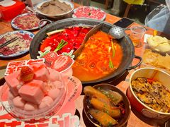 -周小明火锅(黑金冠社区店)