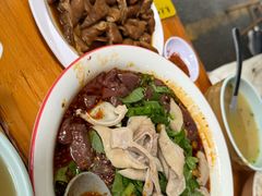 -朱大嘴肥肠血旺(福字街店)