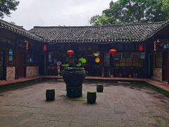 -土砂锅生态山庄·非遗砂锅雅鱼