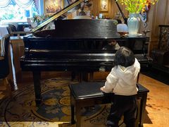 -火车头法国西餐厅