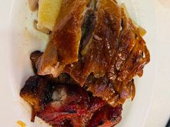烧鹅烧肉双拼-香港新发烧腊茶餐厅(万象店)