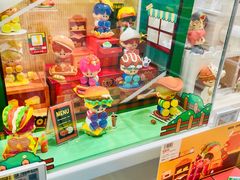 -泡泡玛特POPMART(凯德大峡谷店)
