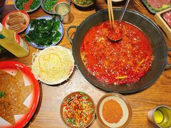 -萍姐火锅·公路夜市(武汉首店)