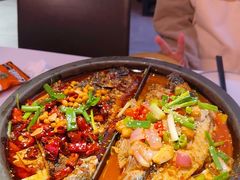 -鸣记脆皮烤鱼·海鲜烤鱼(三八广场店)