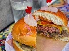 和牛汉堡-LESCEDARS Brasserie Bistro香柏树