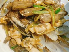 -黄泥岗·地道湖北菜(奥特莱斯店)