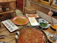 -旧街市鲜货老火锅(大光路店)