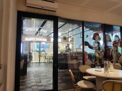 -必胜客(WOW中心城店)