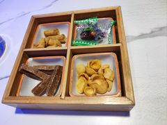 小吃盒-马邦子·紫苏烤鱼(恒隆广场店)