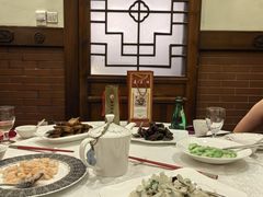 -梅龙镇酒家(南京西路总店)