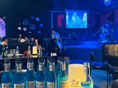 -贰楼酒吧