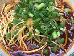 -拈签一笑黄牛肉辣卤串串