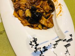 腩肉烧双菌-北京全聚德(西客站店)