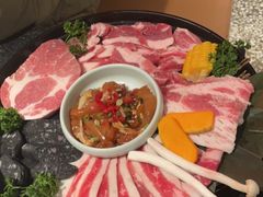 -嘿嘟嘟·肋条烧肉放题(爱融荟城店)