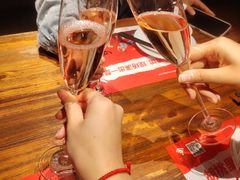 桃红起泡酒-胡桃里乐队酒馆(昙华林店)