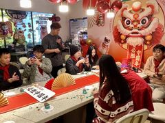 -必胜客(WOW中心城店)