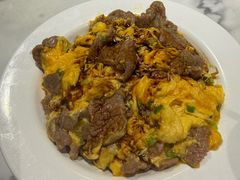 牛肉葱花滑蛋饭-深仔记茶餐厅(亚士厘道店)