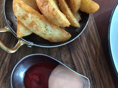 薯角-魏斯理汉堡(西安沣东吾悦店)