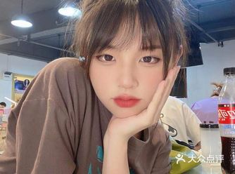 美甲款式选的好 气质提高不老少