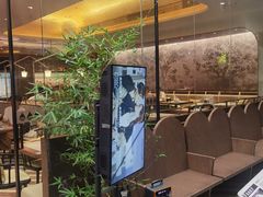 等位区-渔语鱼新川菜Bistro(万象天地店)