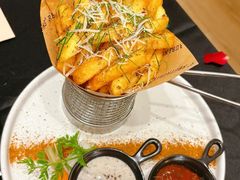 -Mark&Mars Restaurant