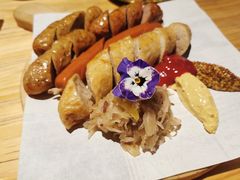 -晃晃悠悠酒肉合作社