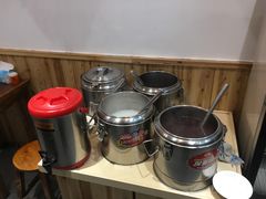 -老前童小吃(北明程路店)