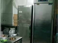 -文山荷鲜居(翠湖店)