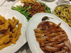 -小桃红·东北菜·春饼烤鸭(南阳湖街店)