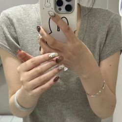 -桃色美甲沙龙