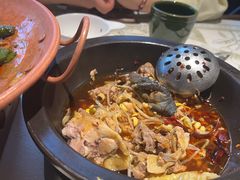 -云海肴·汽锅鸡·云南菜(天山百盛优客店)