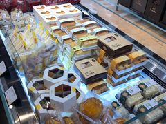 -皇冠幸福里动物奶油生日蛋糕(万达店)