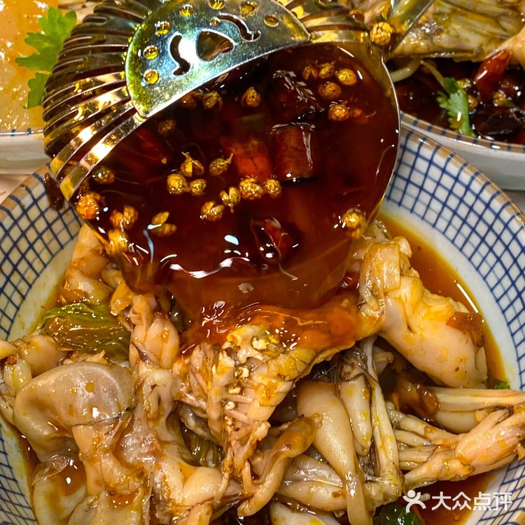 真的好爱吃这家美蛙鱼 每周都要来一次…