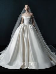 点击看大图 -Renee芮亦婚纱