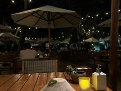 -三亚艾迪逊酒店·海滩烧烤 BARBACOA·现场乐队·浪漫晚餐·烧烤海鲜