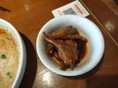 酱烧凤爪-鑫小城故事·砂锅·排骨藕汤(兴业路店)