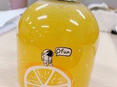 雪梨橙汁-果之满满鲜榨果汁(科技产业大厦店)
