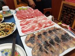 -沸炉重庆老火锅(军事博物馆店)