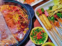 -签多多串串香火锅