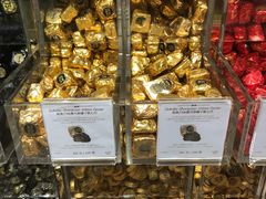 -VENCHI 闻绮(北京国贸商城店)